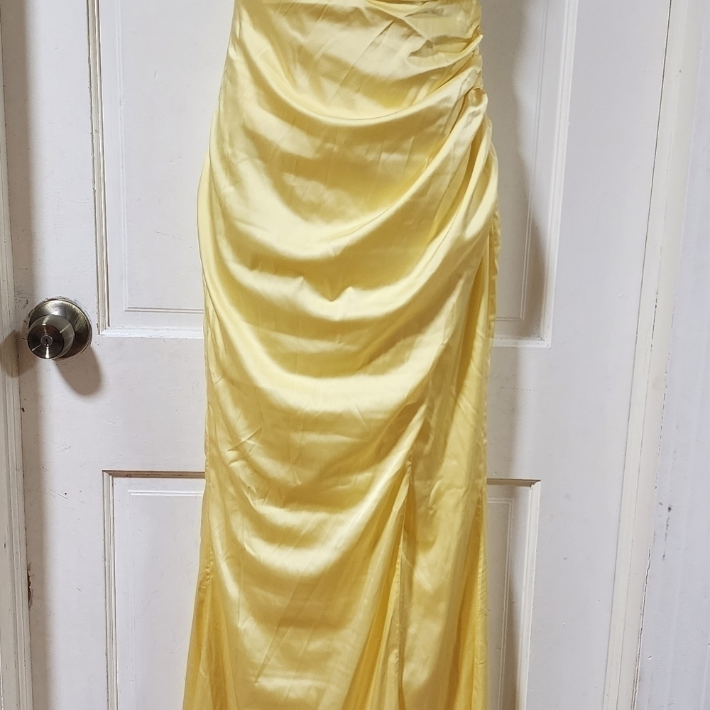 Fashion Nova Women’s Luxe Nights Satin Maxi Dress – Yellow Large - Picture 12 of 13